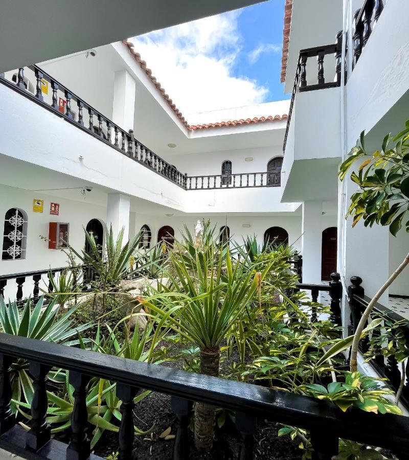 Central House Corralejo Exterior foto